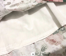 Load image into Gallery viewer, Vintage Remake Floral Puff Sleeves Dress
