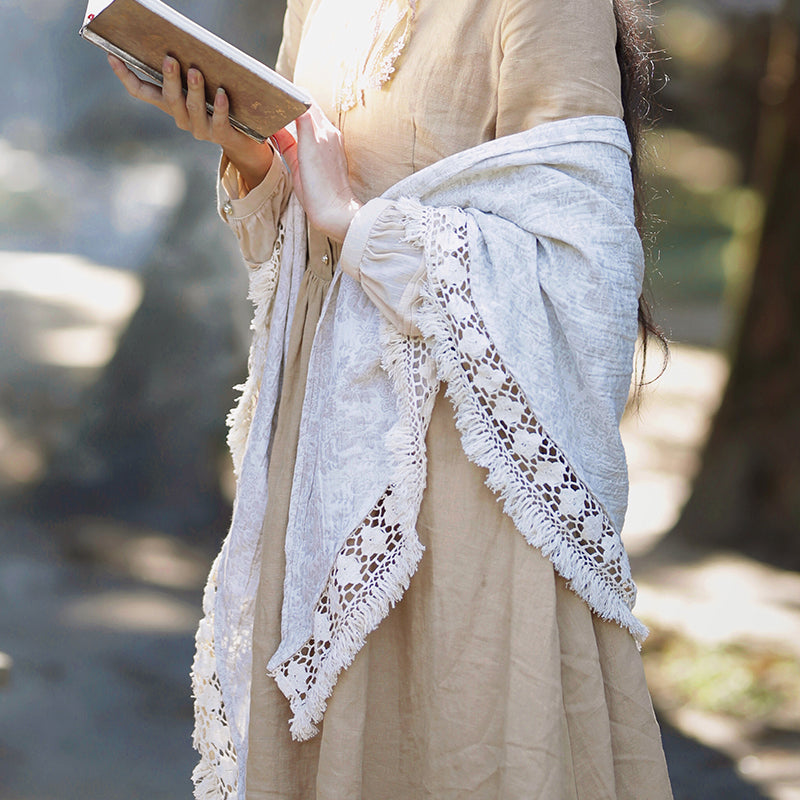 Vintage shawl shop