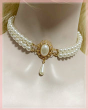 Load image into Gallery viewer, Handmade Vintage Princess Style Necklace
