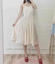 Load image into Gallery viewer, Handmade Movie Inspired Vintage Dreamy Princess Embroidery Dress
