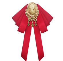 Load image into Gallery viewer, vintage brooch vintage accessories retro brooch 
