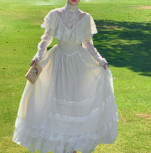 Load image into Gallery viewer, vintage dress cottagecore dress party dress 1930s 1940s dress 1950s dress 1900 dress Edwardian dress Prairie dress Lawn dress Period Drama Style Regency Dress gunnesax dress 
